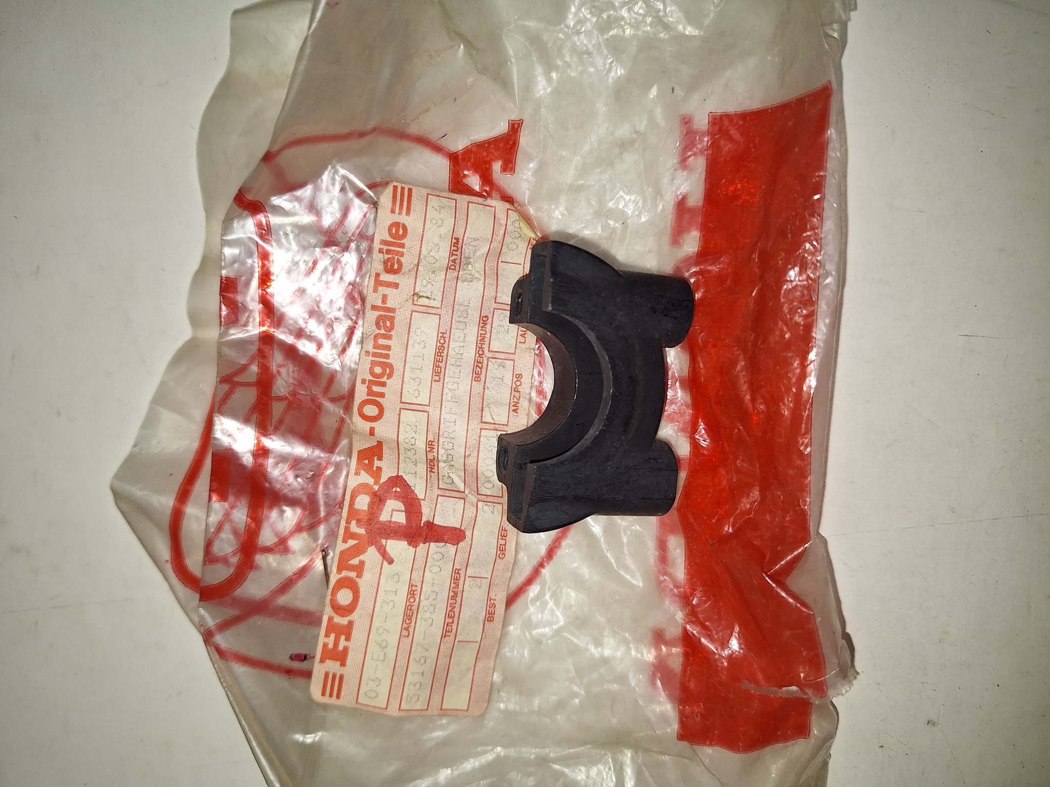 Picture of GASGRIFFGEHÄUSE 53167-385-000 ; XL 350 K2